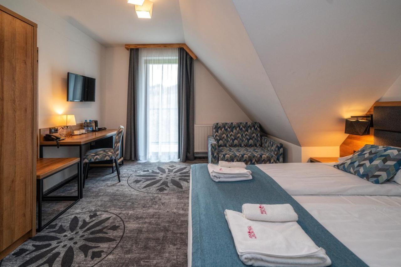Hotel Malinowy Potok à Białka Tatrzańska Extérieur photo